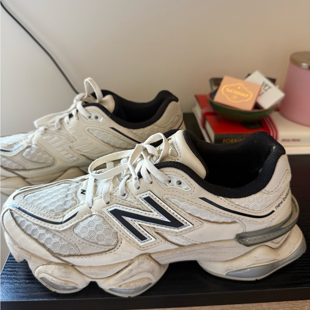 New Balance 9060 Sneakers